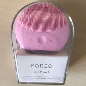 Foreo Luna Mini 2 in Pearl Pink